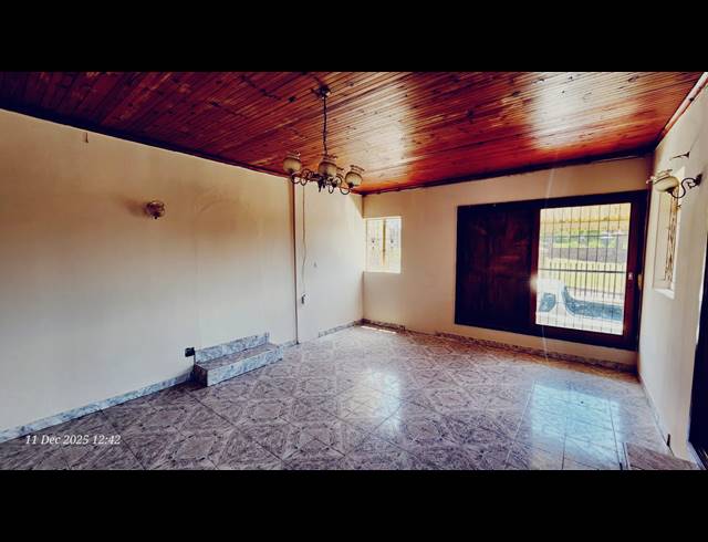 8 BEDROOM HOUSE FOR SALE IN NORTHDALE